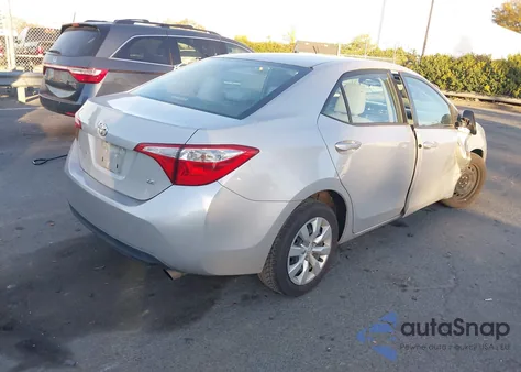 2015 Toyota Corolla Le z USA, uszkodzony, nr VIN 2T1BURHEXFC245971